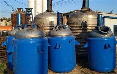 Систем за аутоматско чишћење воде високог притиска за реактор